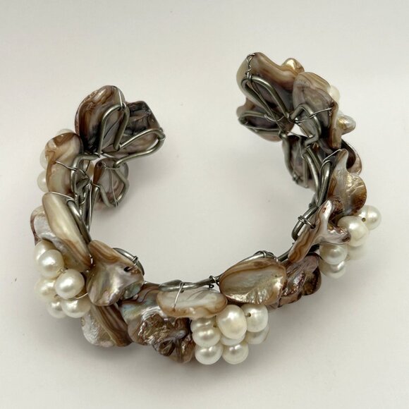 Statement Floral Cuff Bracelet Mother of Pearl Shell Pearl Bead Wire Wrap Boho - Picture 9 of 12